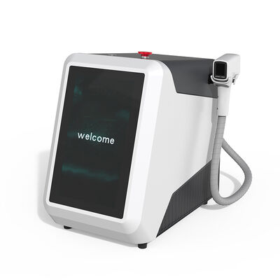 Bon prix Appareil d' épilation laser à diode portable à 4 longueurs d' onde avec système de refroidissement En ligne